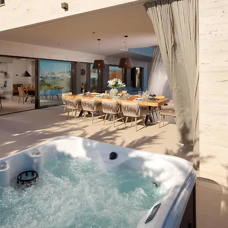 别墅 Beachfront Malia Near With Heated Pool & Jacuzzi *
