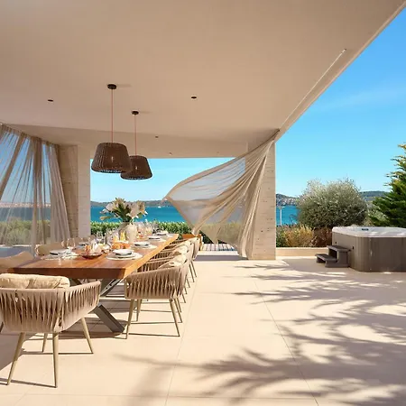 Beachfront Malia Near With Heated Pool & Jacuzzi