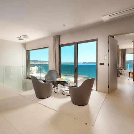 Beachfront Malia Near With Heated Pool & Jacuzzi 别墅 特罗吉尔