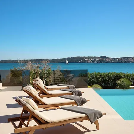 别墅 Beachfront Malia Near With Heated Pool & Jacuzzi *