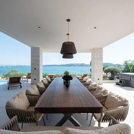Beachfront Malia Near With Heated Pool & Jacuzzi * 트로기르